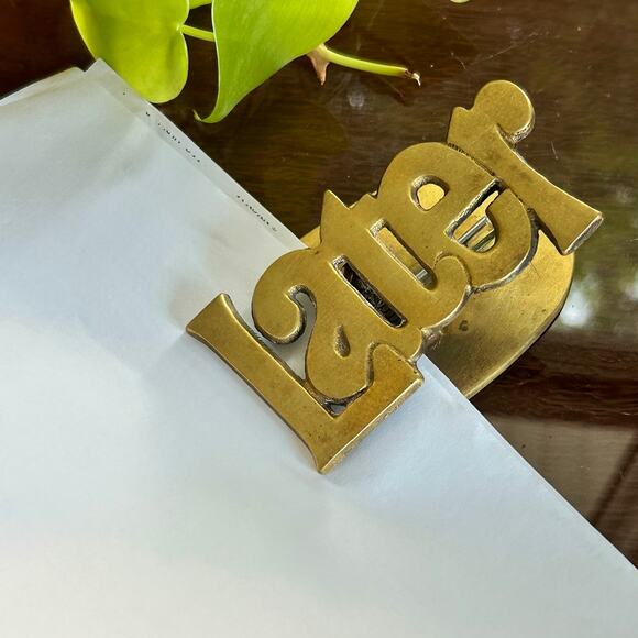 Vintage Brass “Later” Paperweight Clip – Retro Desk Accessory with Spring Hinge - Picture 8 of 8